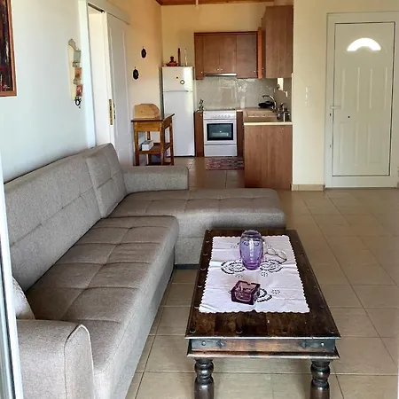 Messinia View House بيت للعطل